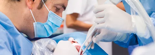 Máster de Formación Permanente Internacional en Cirugía Oral 2ª Edición