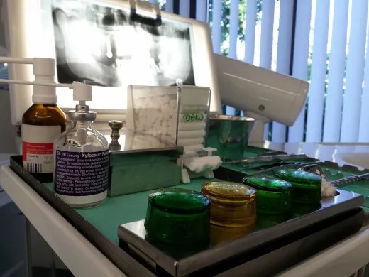 RIESGOS BIOLÓGICOS EN ODONTOLOGÍA
